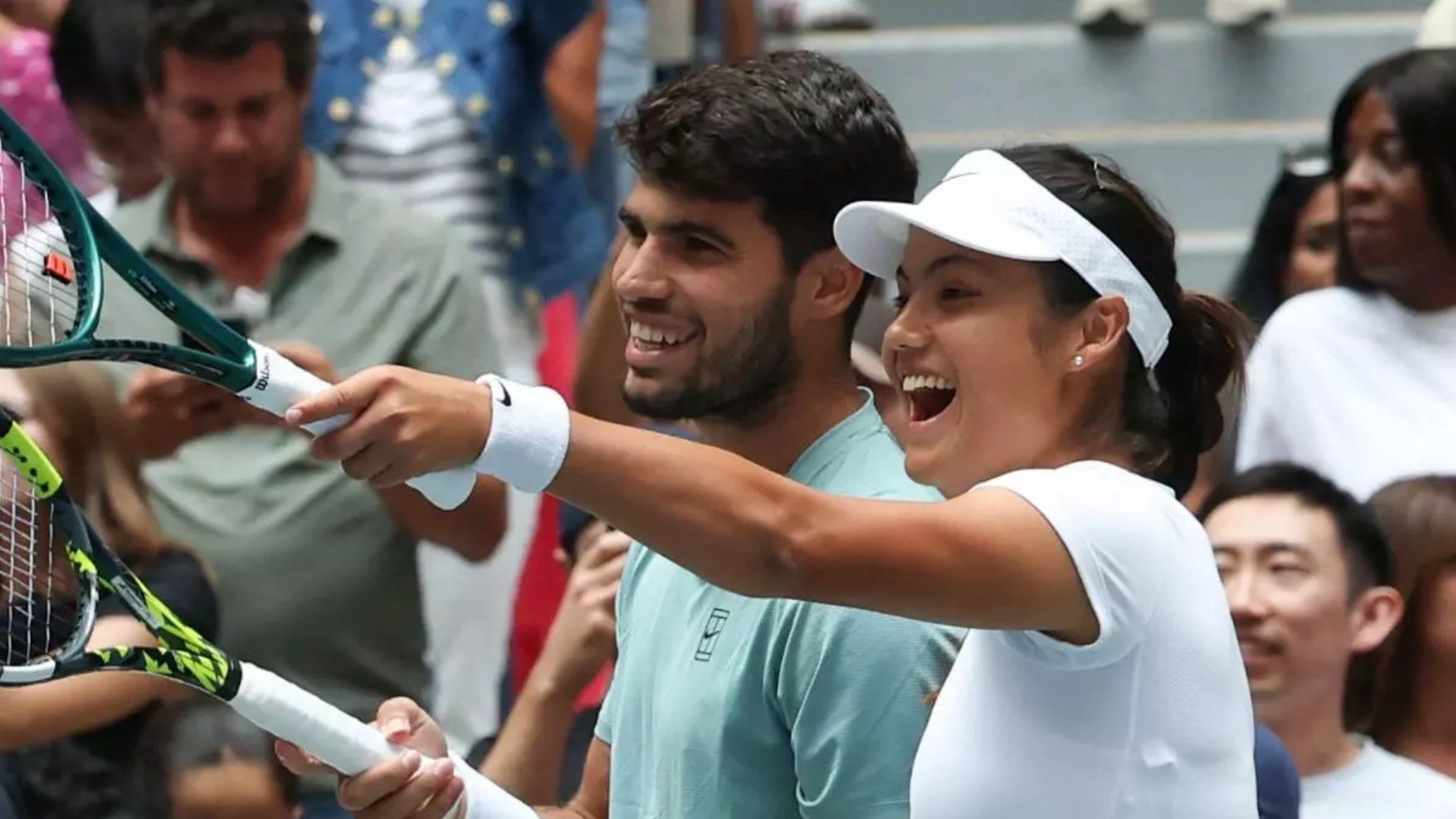 Alcaraz y Raducanu caen eliminados a las primeras de cambio en los dobles mixtos del US Open