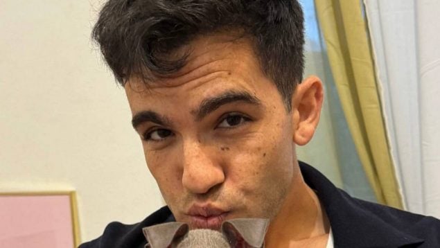 christian casas, hermano mario casas,