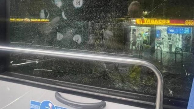 destrozan bus Gotleu