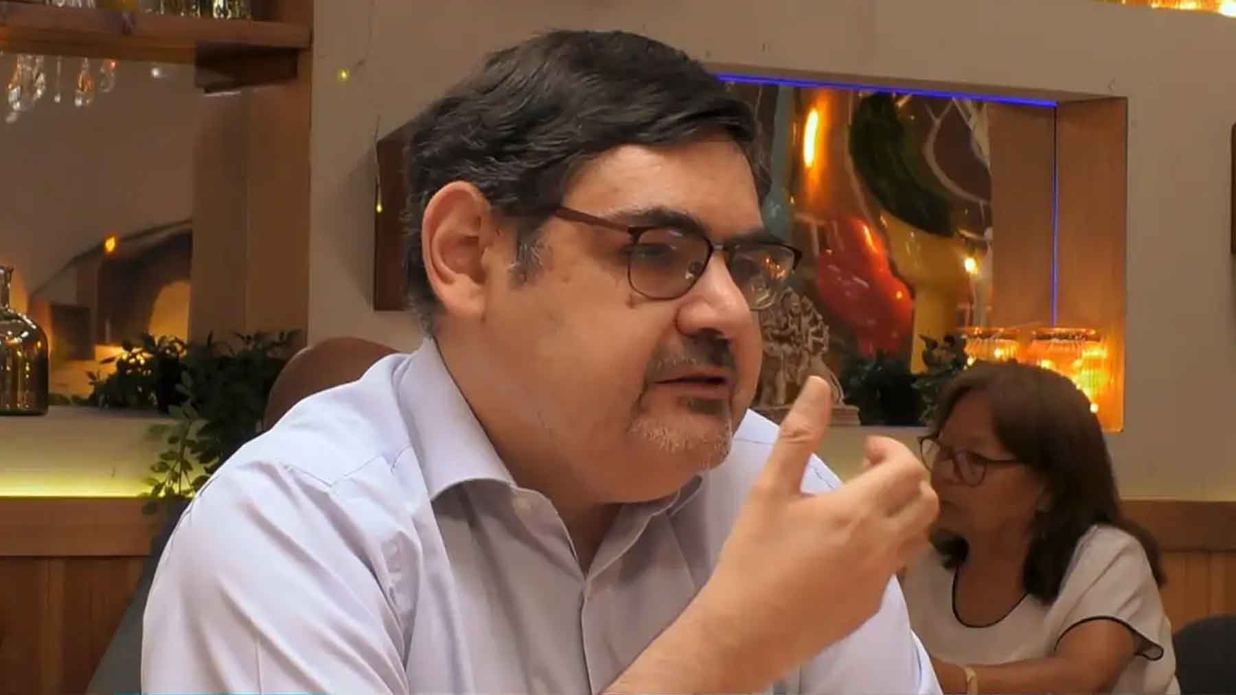 Óscar, participante de First Dates (Mediaset).