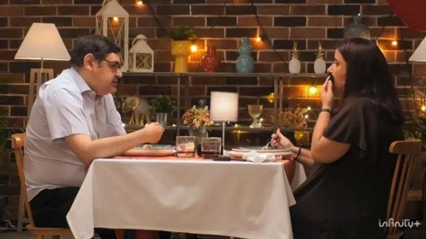 Óscar y Sonia durante su cita en First Dates (Mediaset).