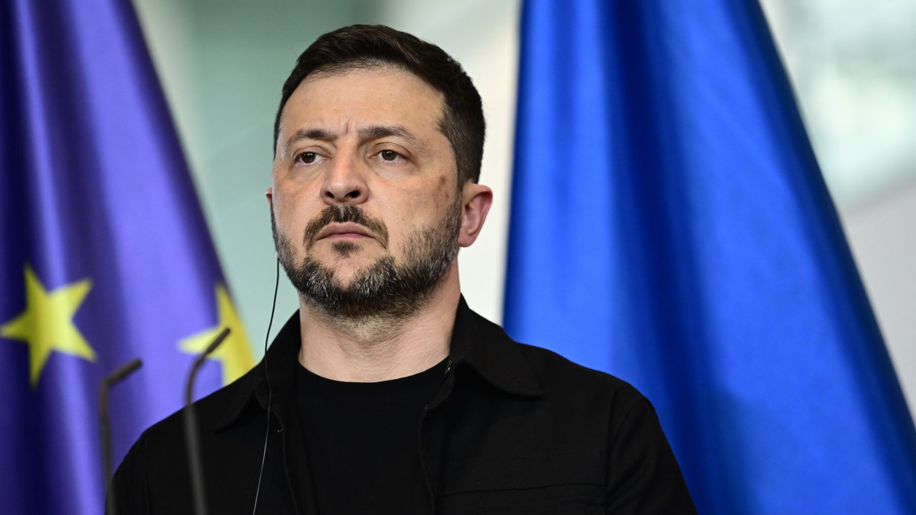 Zelenski recuerda que es constitucionalmente «imposible» ceder territorio, pero ya no cierra la puerta