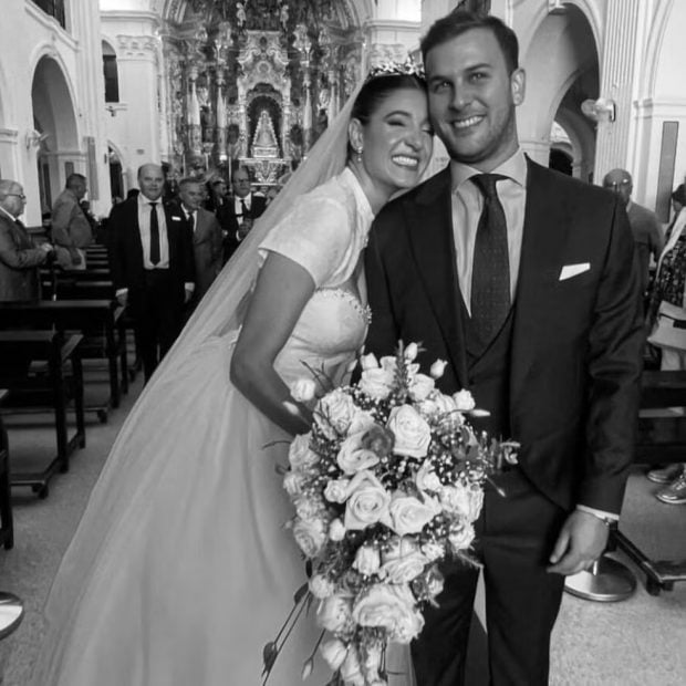 La actriz Candela Cruz en el día de su boda con Miguel, su marido (Instagram)
