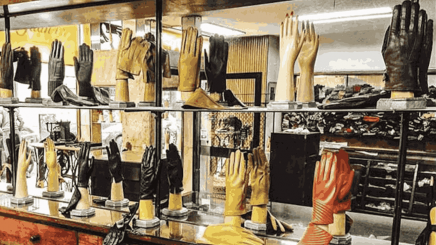 Comercio centenario fábrica de Guantes Luque