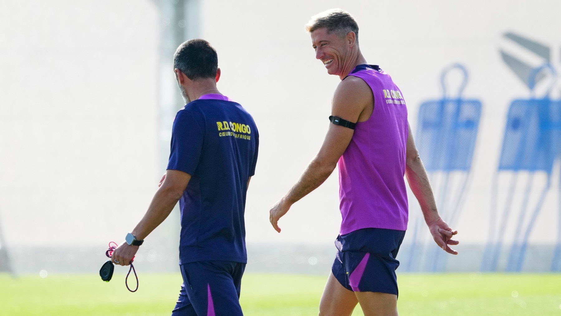 Lewandowski entrena con el Barcelona. (EFE)