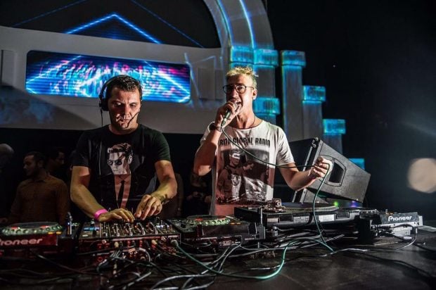 El DJ Alex Kentucky junto al mítico locutor de radio de Ibiza David Moreno (Instagram).