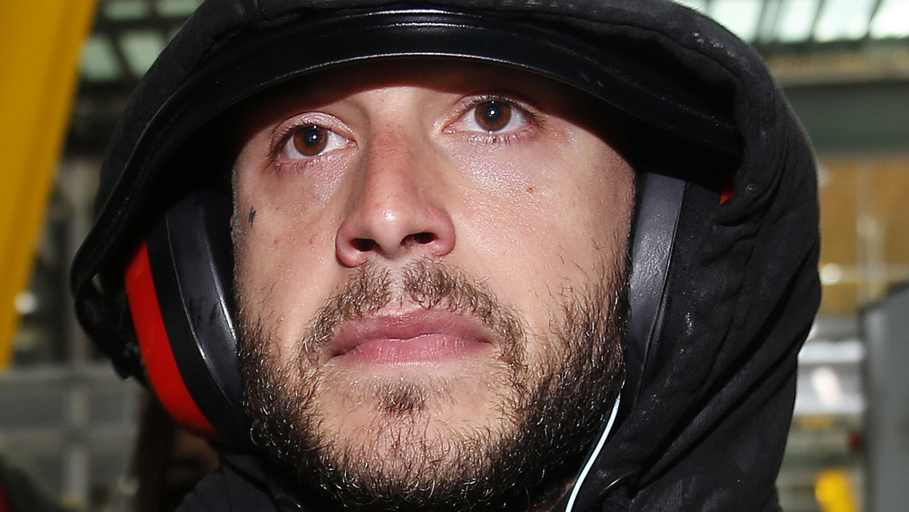 Adrián Rodríguez con el rostro serio. (Foto: Gtres)