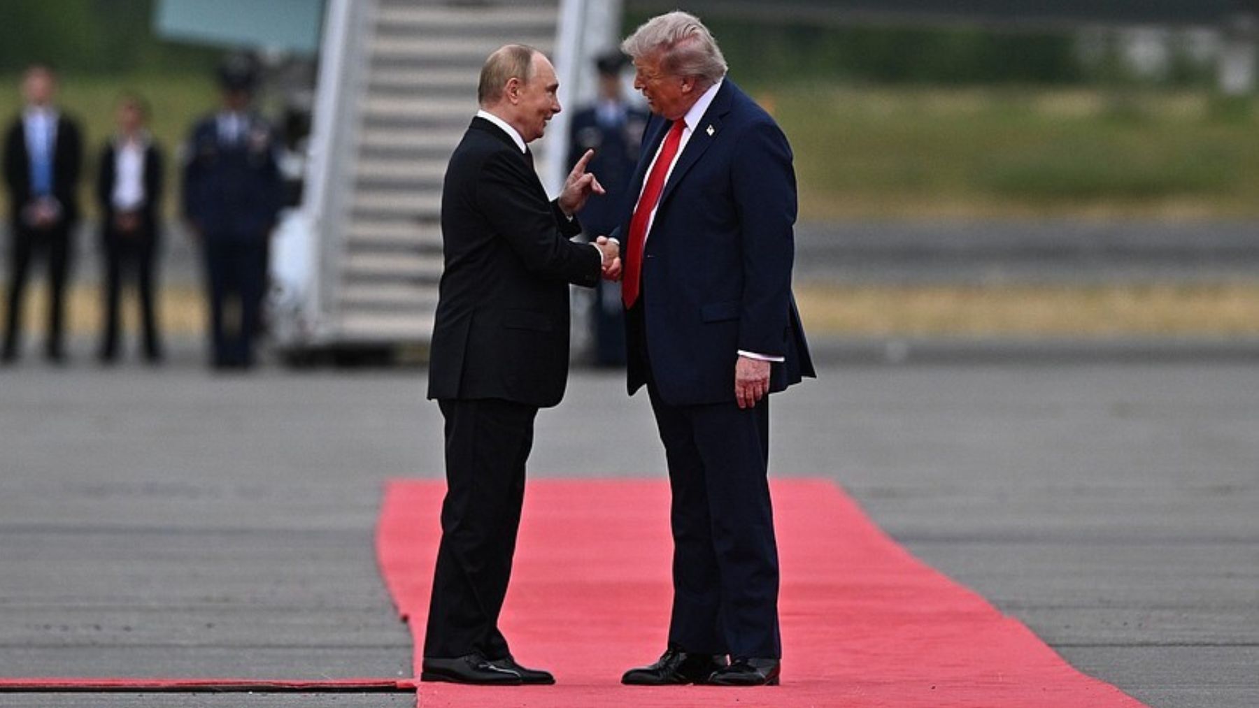Trump y Putin en Alaska. (Ep)