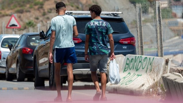 Detenidos dos menas magrebíes por abusar de una trabajadora social y agredir a dos vigilantes en Ceuta