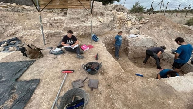 Hallazgo monumental en las termas orientales de Ilici, hallazgo arqueológico en Elche, descubrimiento del imperio romano en Elche, termas romanas en Elche.