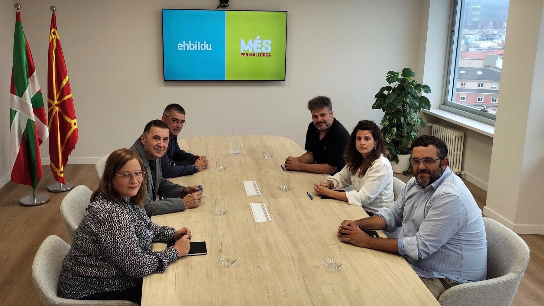 Un momento de la reunión de hoy en Bilbao.