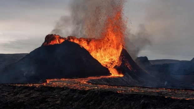 ¿Desviar la lava de un volcán? Esta es la nueva estrategia de defensa contra las erupciones