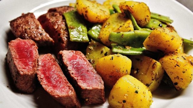 Carne a la parrilla