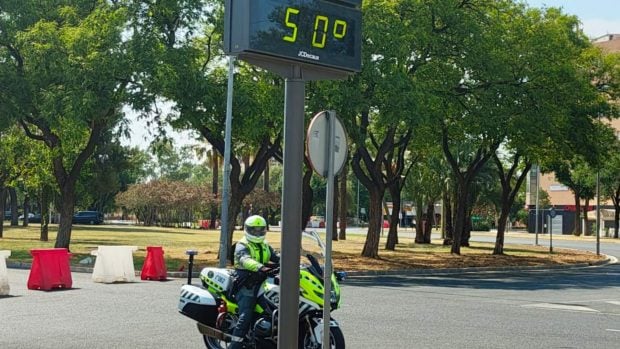 Guardia Civil de Tráfico en la Cumbre de la ONU en Sevilla.