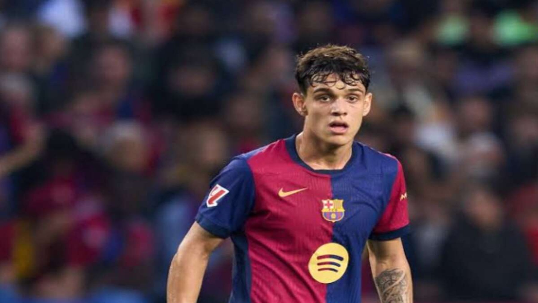 Héctor Fort, en un partido con el Barcelona.