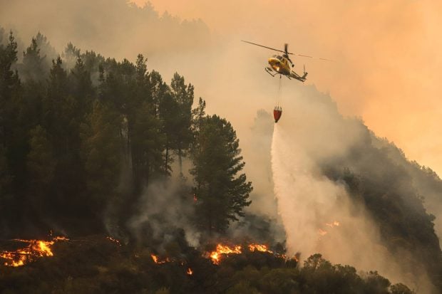 helicóptero incendios