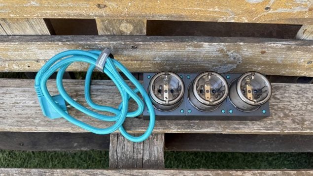 Moonbase 240W GaN