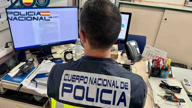 chicas desnudas inteligencia artificial Menorca