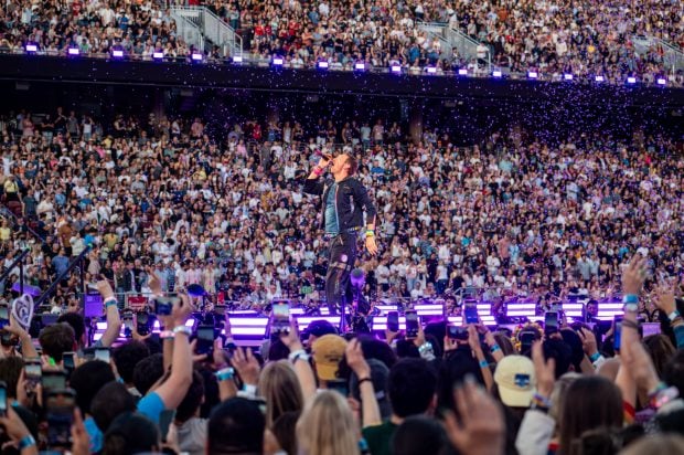 Chris Martin, de Coldplay, en un concierto. (Foto: Gtres)