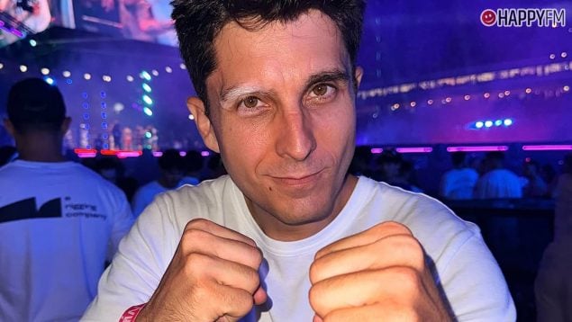 Quién es Jorge Luengo: edad, su pareja, de dónde es y qué le pasa a la ceja del mago