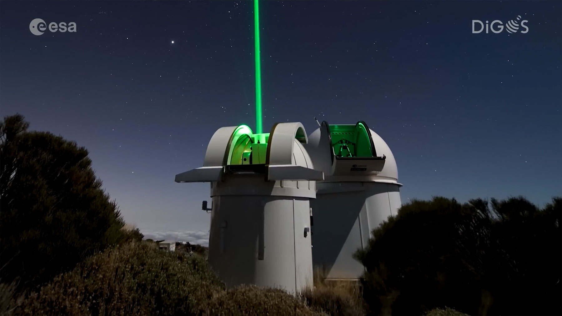 Las estaciones de telemetría láser Izaña-1 e Izaña-2 de la ESA en Tenerife.(Foto: ESA)