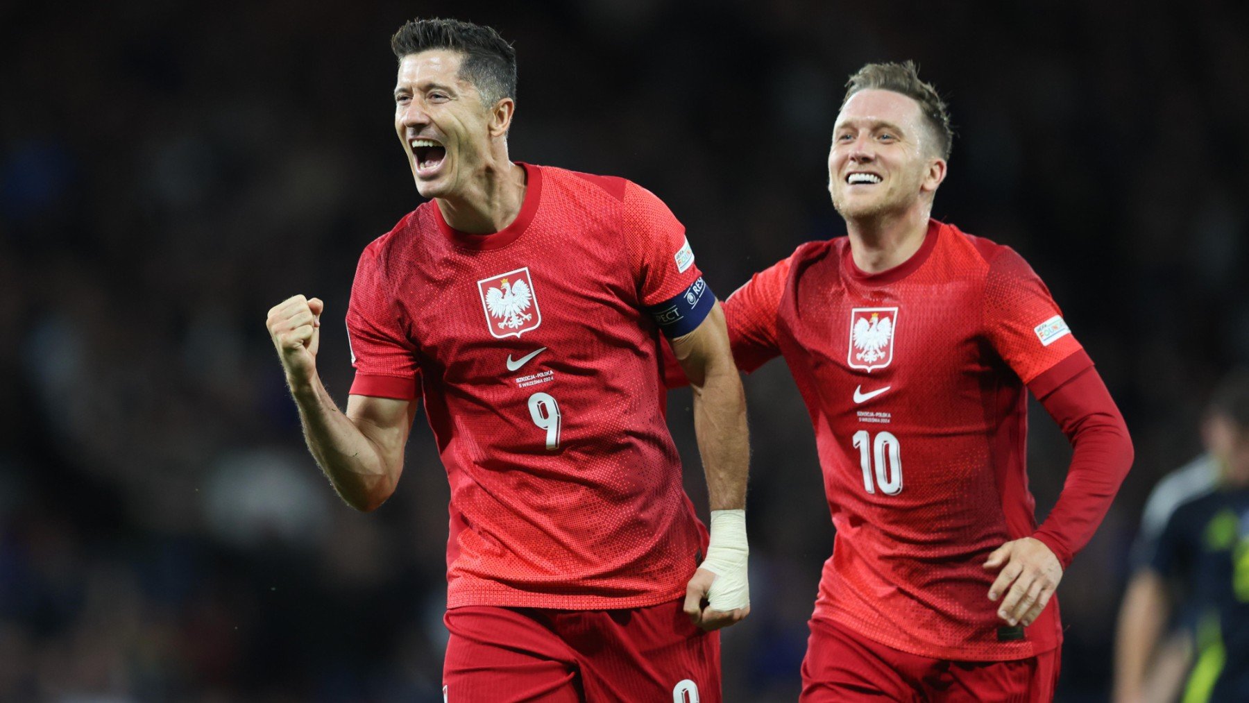 Lewandowski en un partido con Polonia. (EFE)