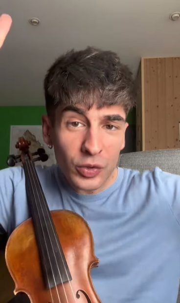 Necko Vidal y su violín. (Instagram)