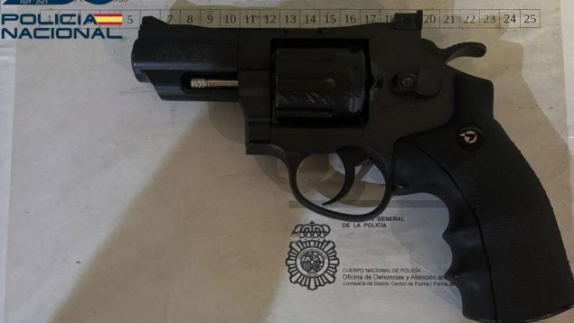 Son Gotleu Palma amenazas revólver menores