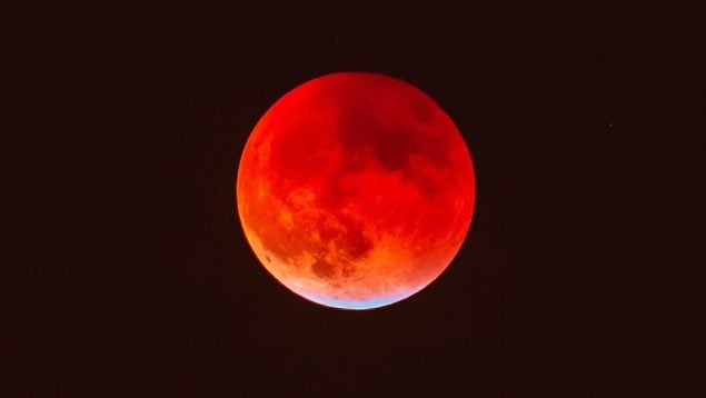 Luna de Sangre en España