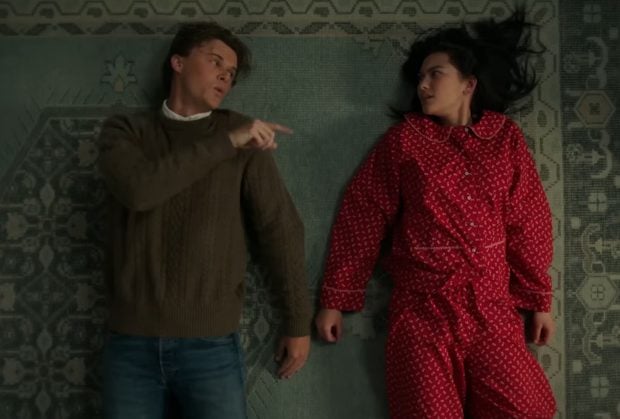 Conrad y el color rojo. (Prime Video)