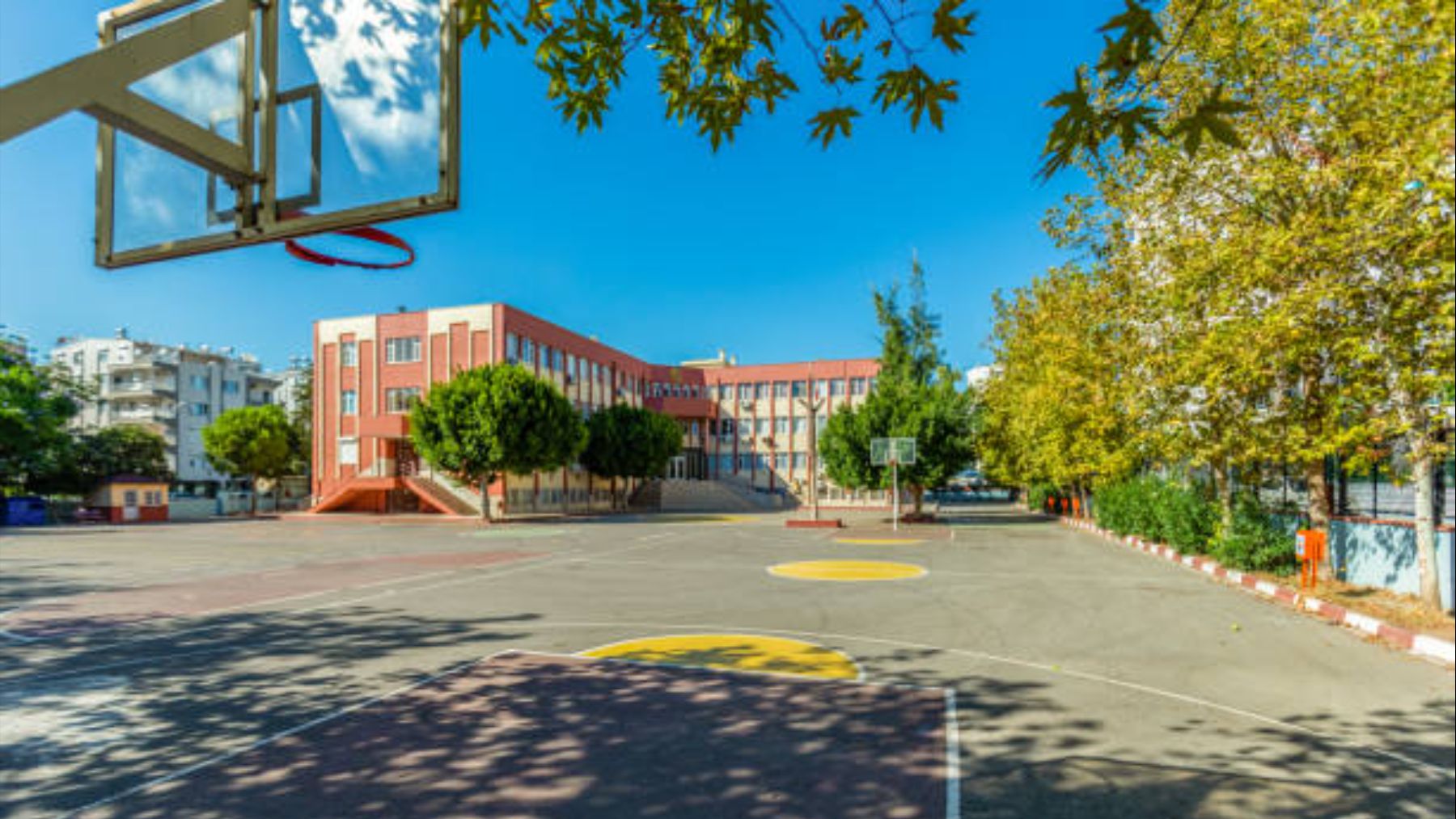 Giro en los colegios de Madrid: qué son los Patios Abiertos y cómo funcionan para el nuevo curso 2025-2026