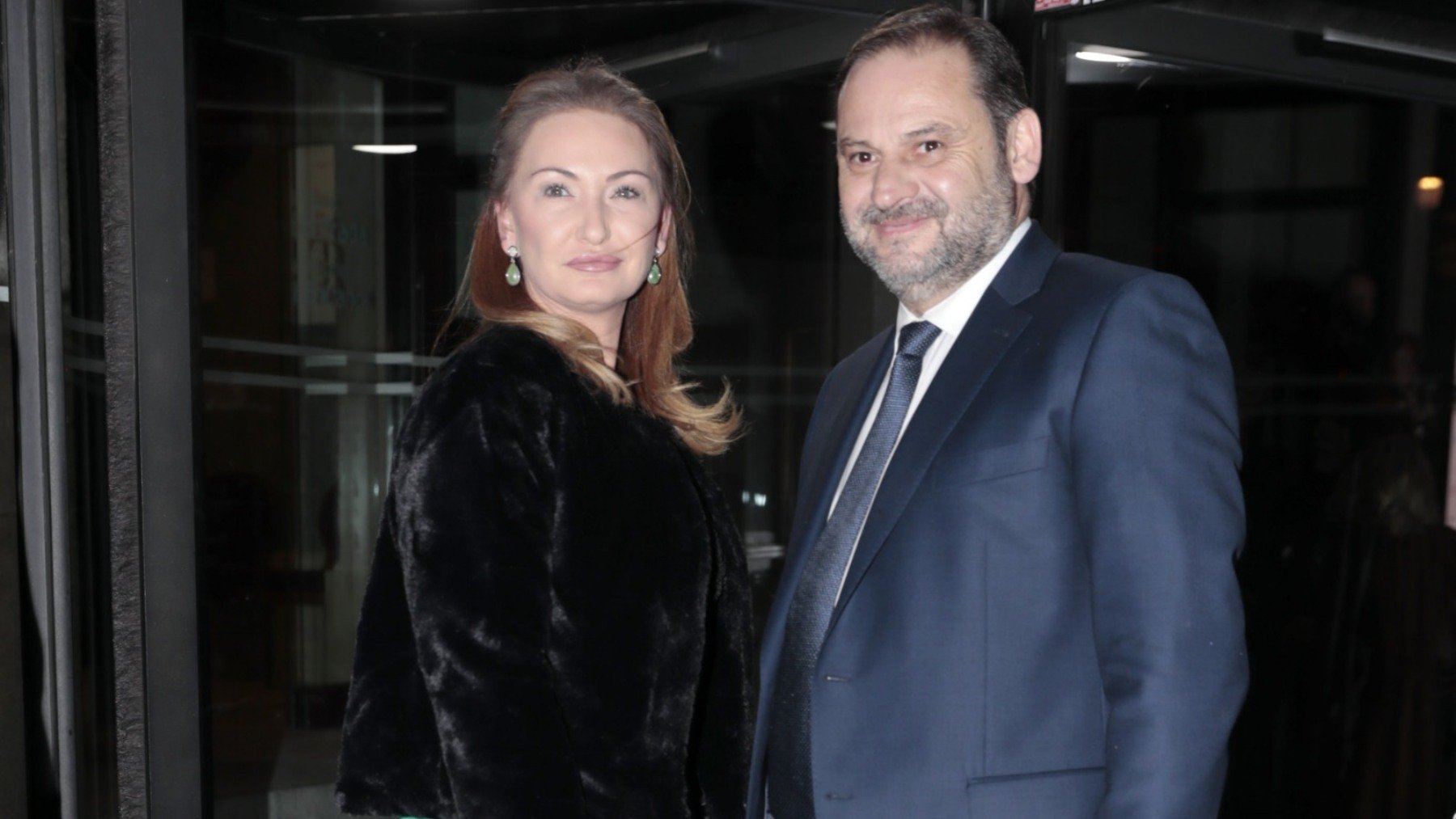Carolina Perles junto a José Luis Ábalos. (Gtres)