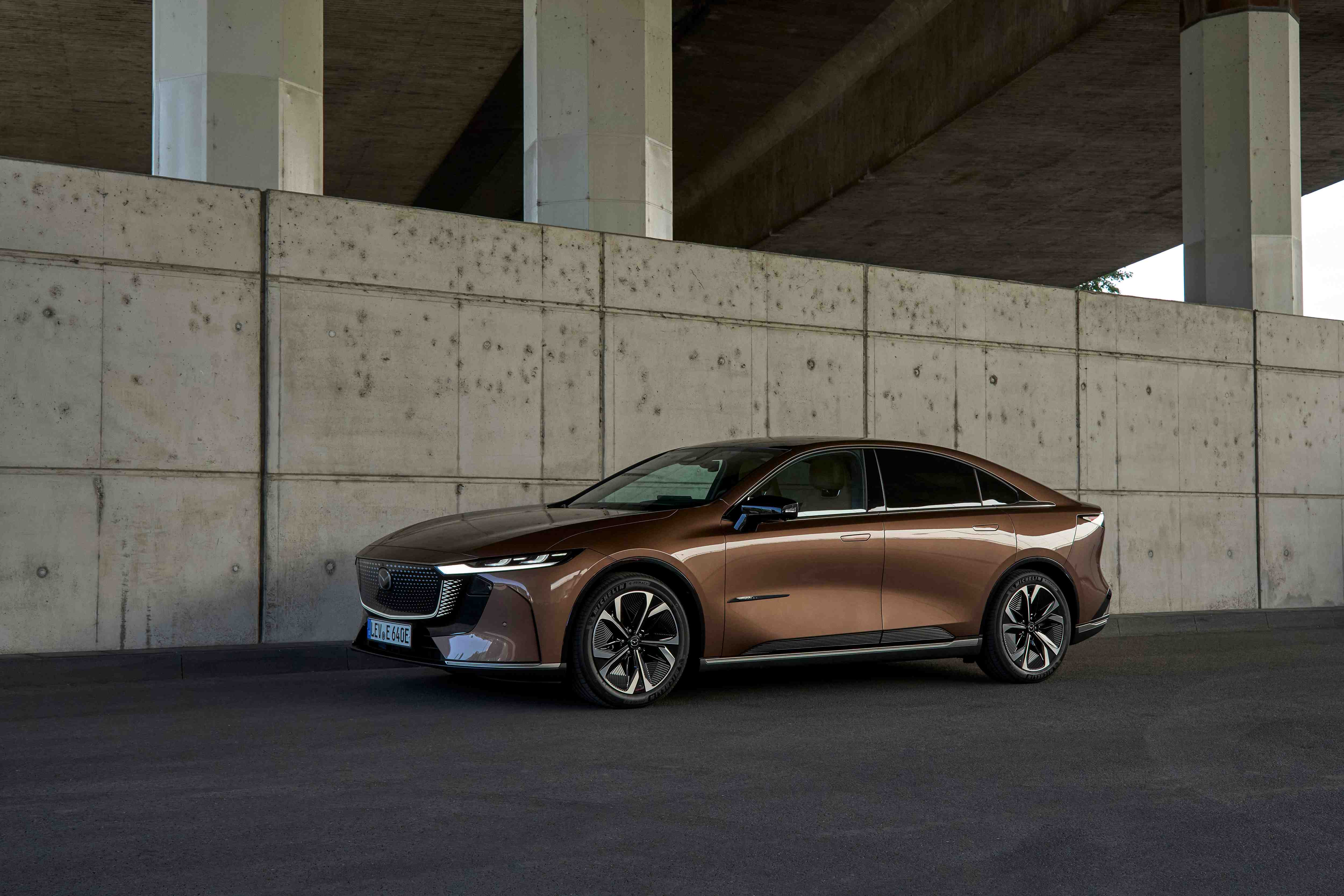 Mazda6e