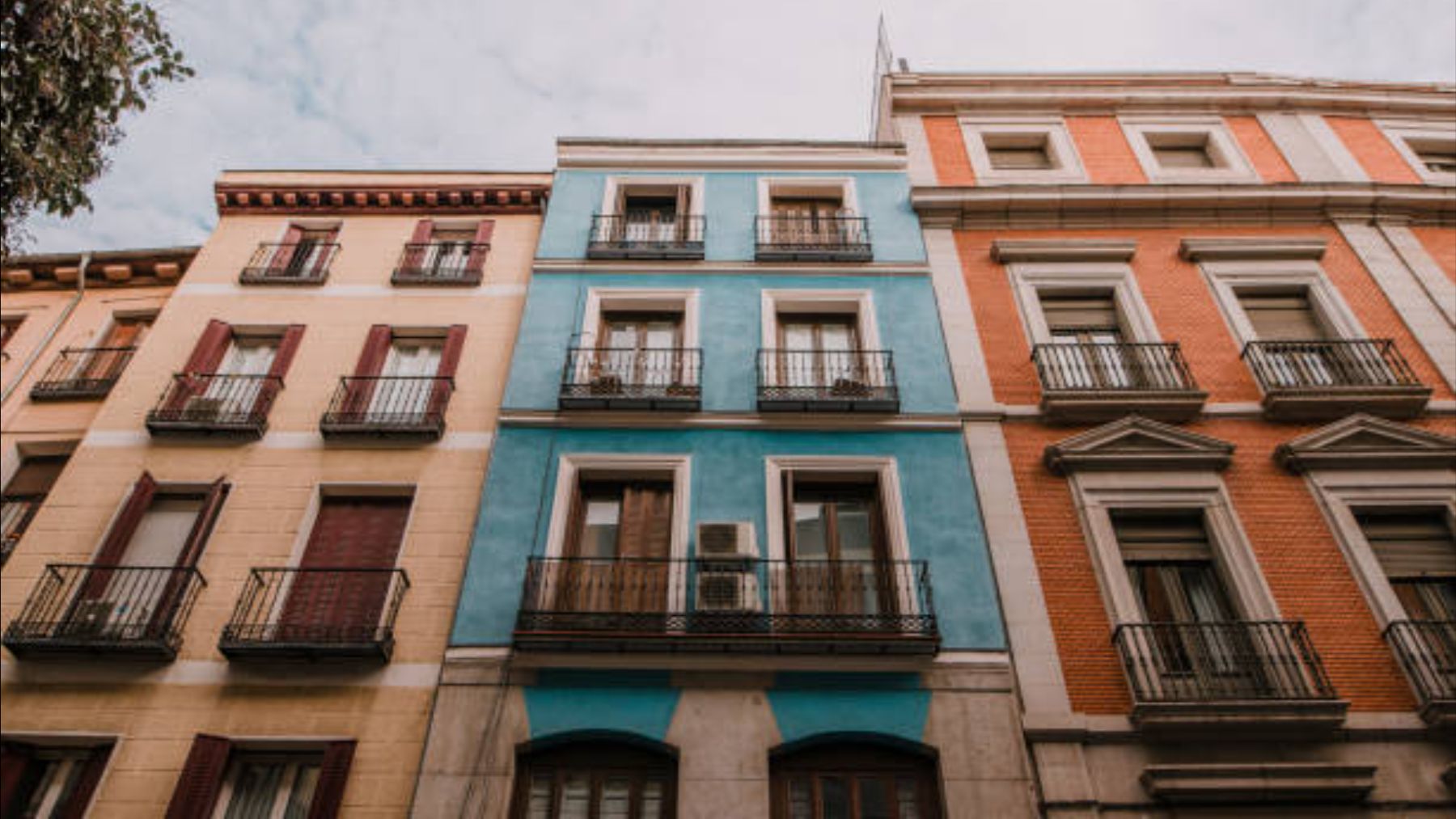 Giro en los pisos en España: vas a poder pedir a tu comunidad que te pague un dineral por esto