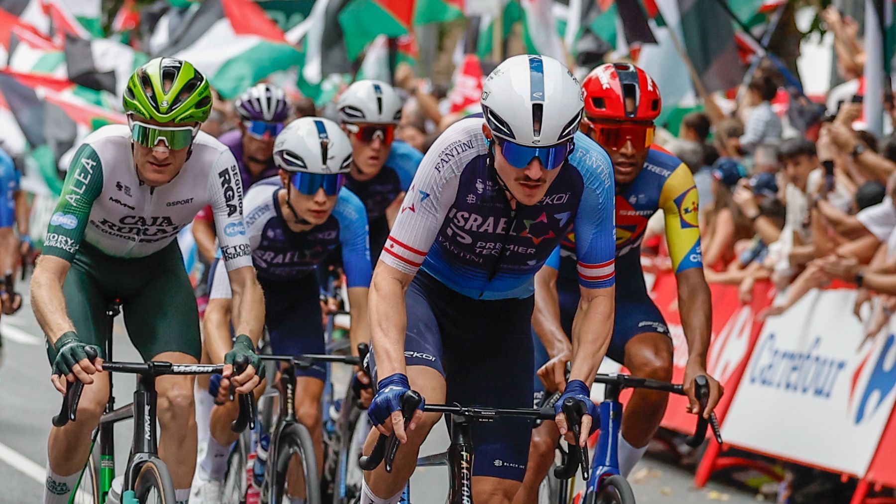 La Vuelta invita al equipo Israel a irse: «Que se den cuenta que estando aquí no facilitan la seguridad»