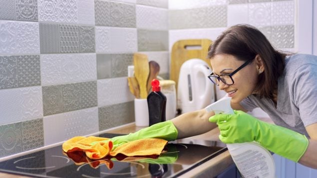 Limpiar la vitro quemada