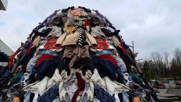 Unas etiquetas que nos cuentan lo más importante del mundo de la moda