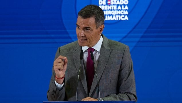 Pedro Sánchez, The Guardian