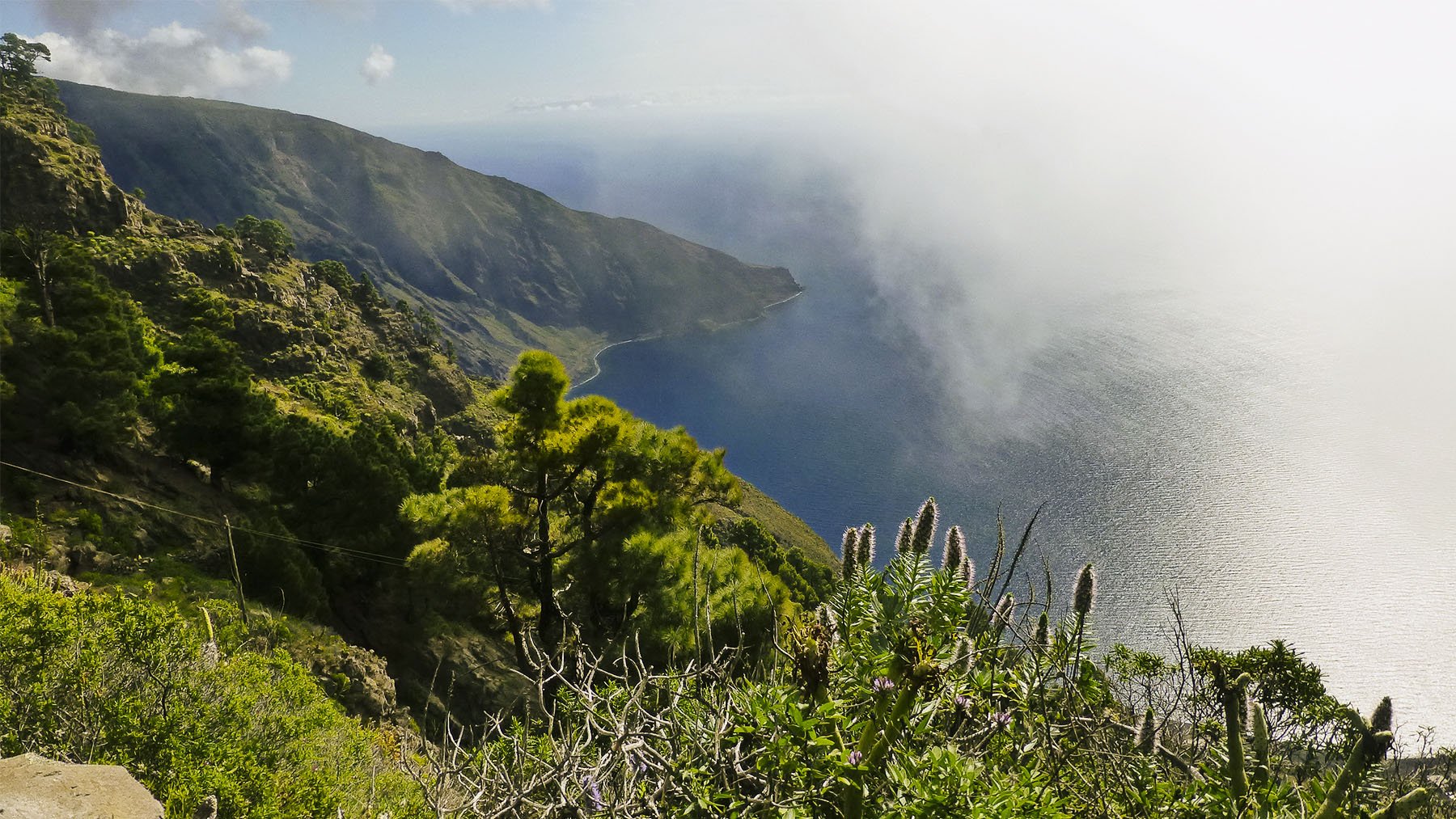 Anfiteatro natural de Las Playas en El Hierro. Foto: Puusterke en Wikimedia Commons.