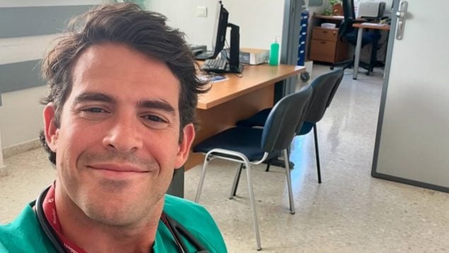 Aurelio Rojas, cardiólogo y sus consejos sobre besar, consejos de salud de Aurelio Rojas, por qué es bueno besar para el corazón, beneficios de dar besos para el corazón, consejos de Aurelio Rojas salud cardiovascular.