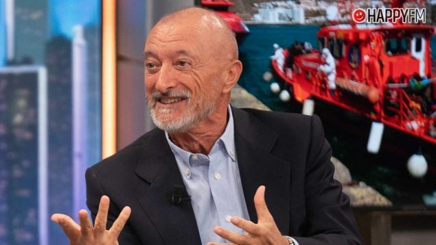 Arturo Pérez-Reverte en el plató de El Hormiguero (Atresmedia).