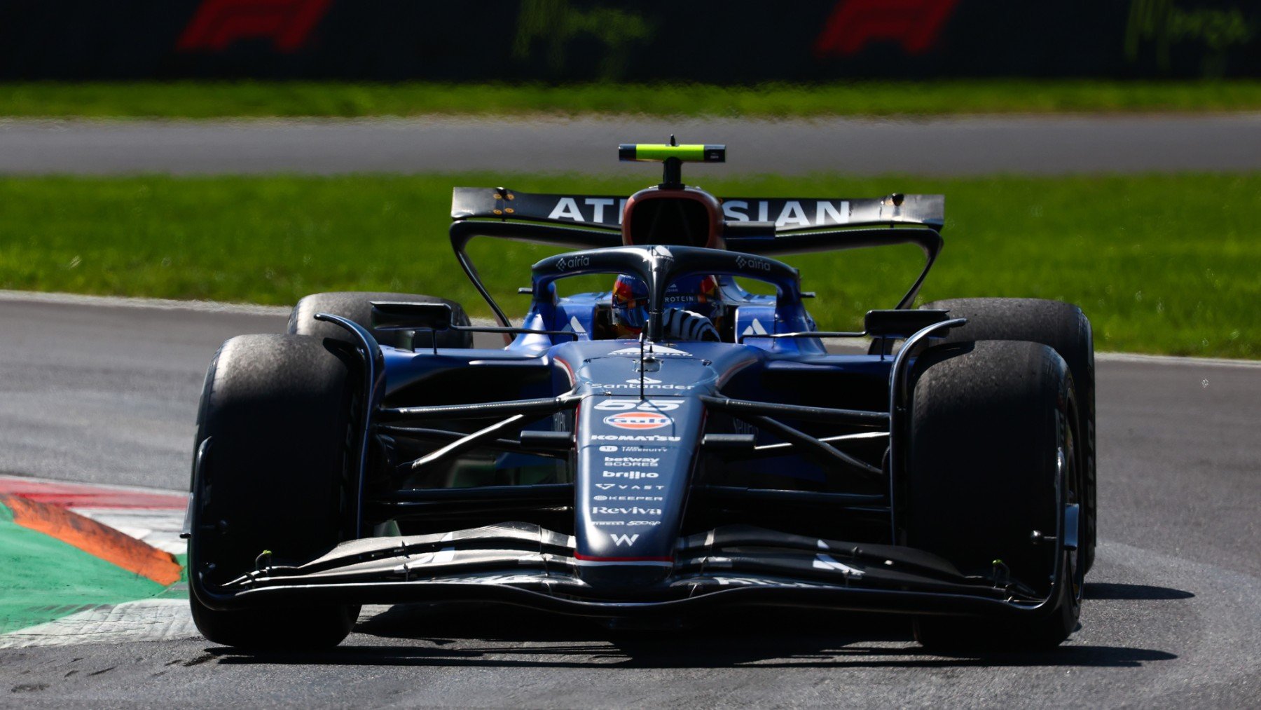 Sainz descorcha la ilusión en Monza: a menos de una décima de Norris
