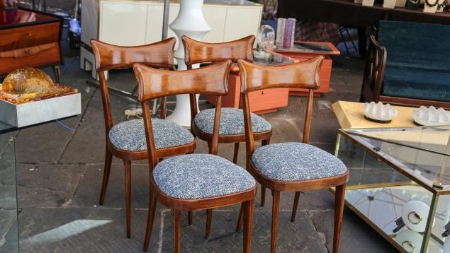 Mercadillo de muebles en Madrid