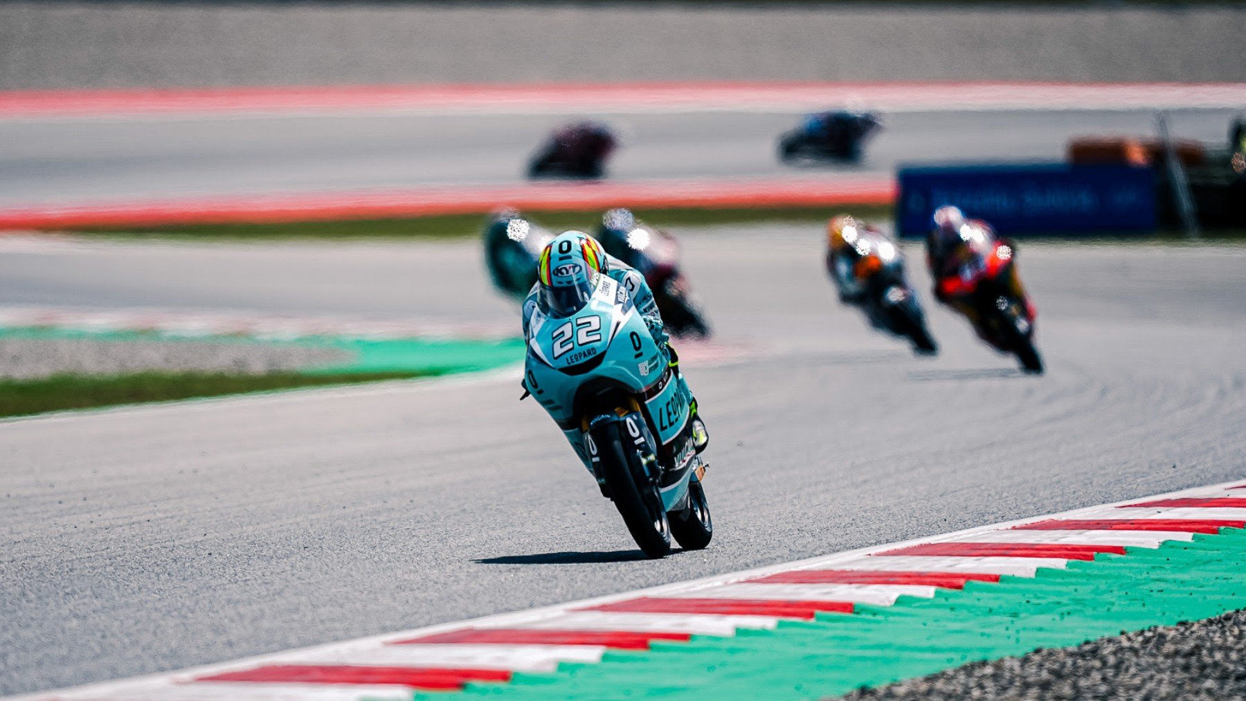 David Almansa se lleva la pole en Moto3 en Montmeló con el líder Rueda séptimo