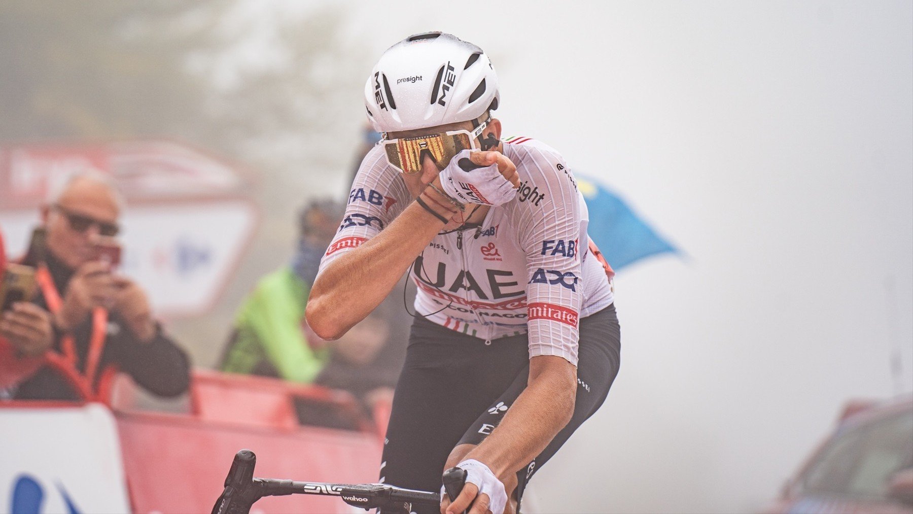 Marc Soler conquista La Farrapona y extiende la ‘dictadura’ del UAE en la Vuelta