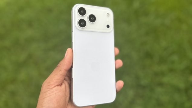 iPhone 17