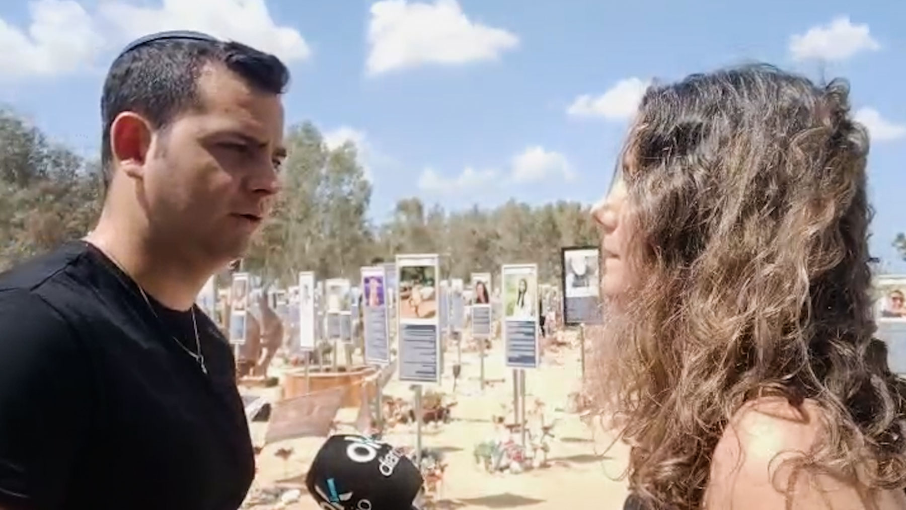 OKDIARIO desde el festival de la masacre del 7-O: «Sánchez utiliza Israel para no hablar de sus problemas»