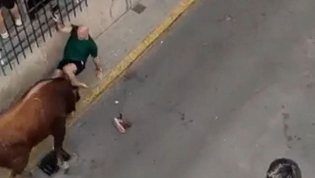 Muere un hombre corneado por un toro en las fiestas de Ubrique (Cádiz)