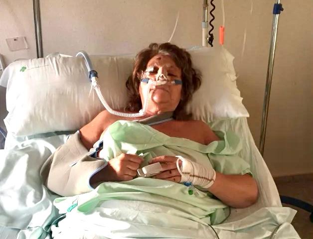 Una mujer pide ayuda para encontrar al ladrón que le dio una paliza a su suegra en Valencia