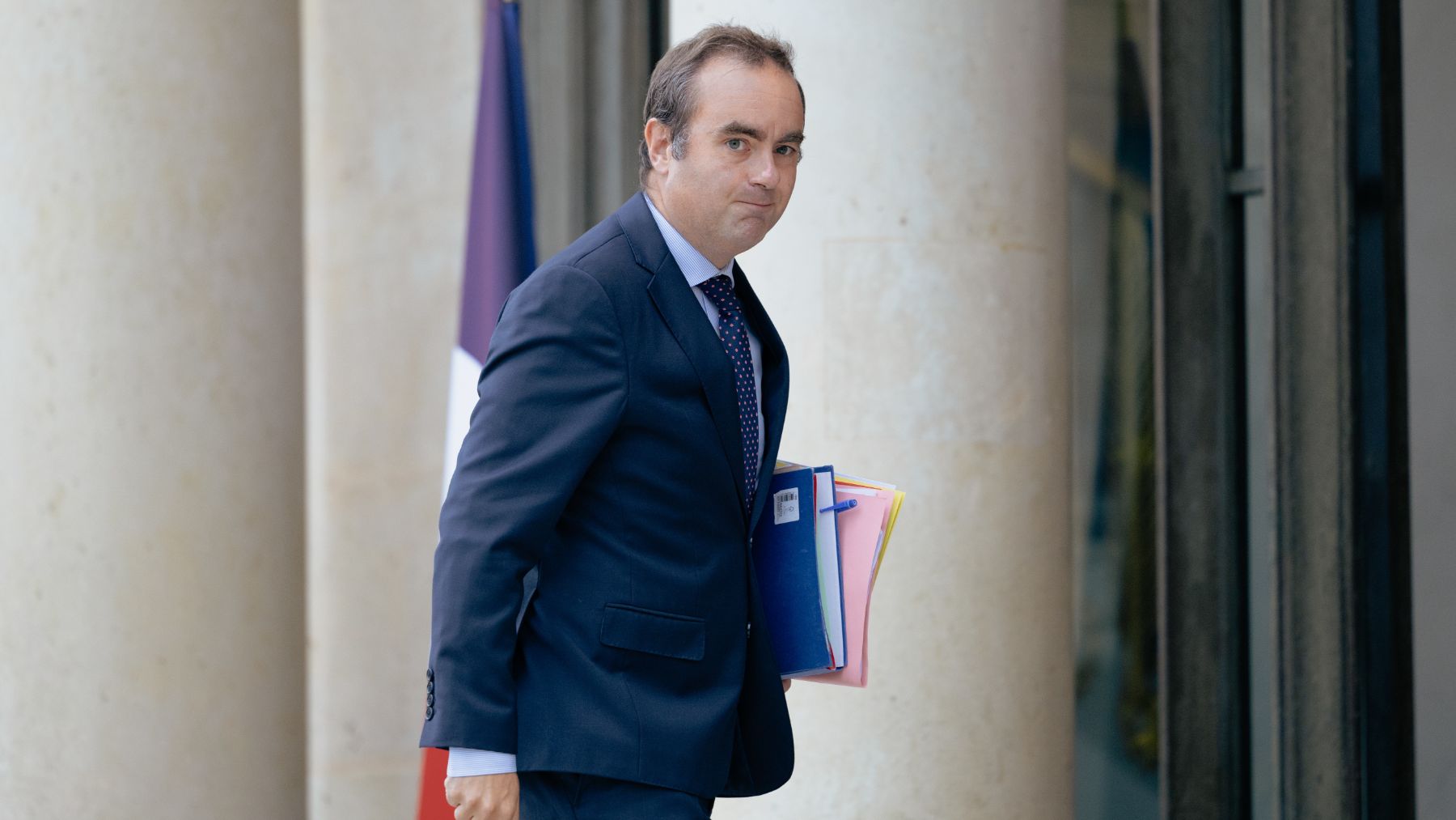 Macron elige a Sébastien Lecornu nuevo primer ministro de Francia, hasta ahora responsable de Defensa
